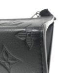 Louis_Vuitton_Monogram_Shadow_Gaston_Wearable_Wallet_Shoulder_Bag_M81115_2