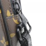 Louis_Vuitton_Monogram_Solar_Ray_Pochette_Volga_M44482_Bag_5