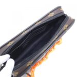 Louis_Vuitton_Monogram_Solar_Ray_Pochette_Volga_M44482_Bag_7