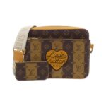Louis_Vuitton_Monogram_Stripe_LV_Squared_Trio_Messenger_M45965_Shoulder_Bag_1