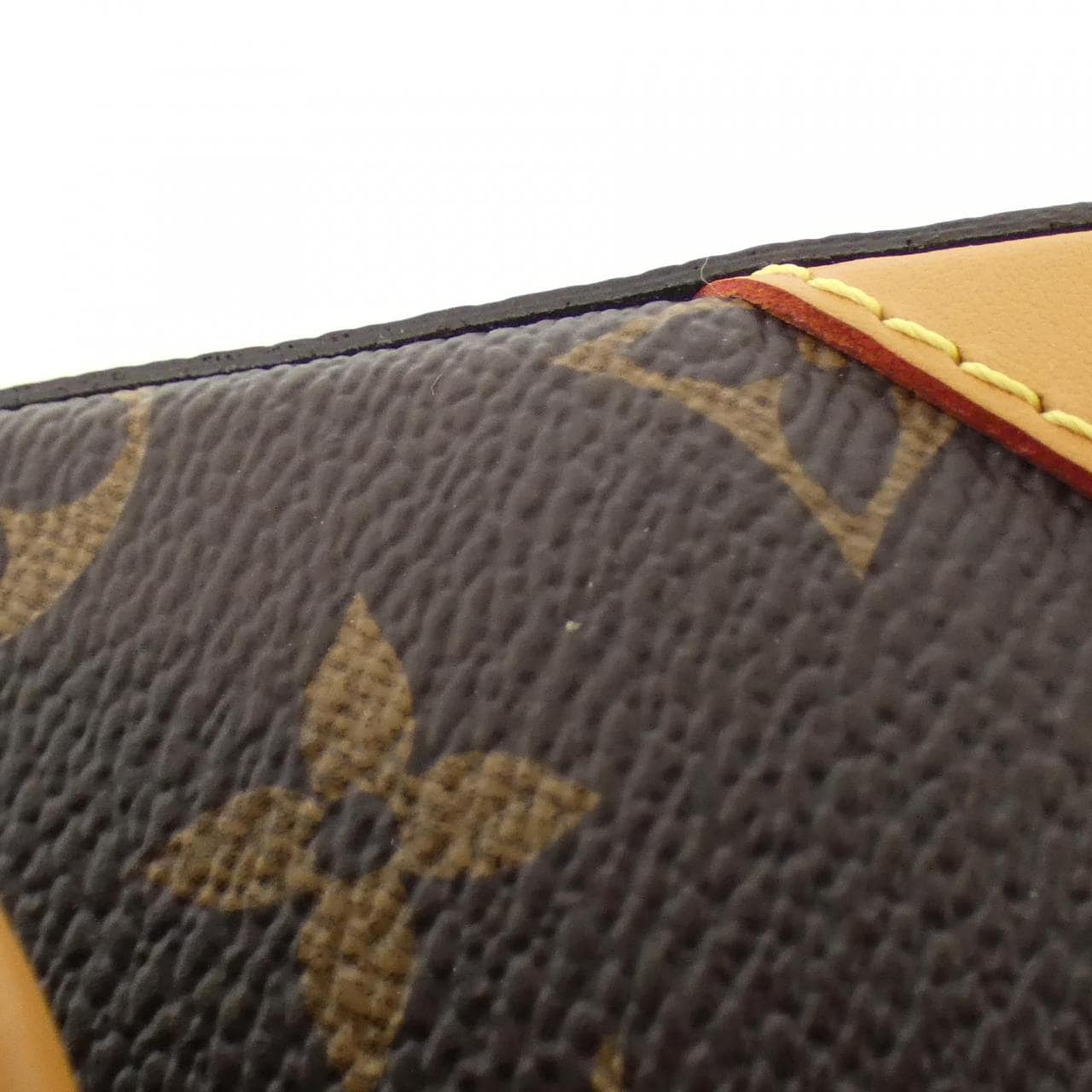 Louis_Vuitton_Monogram_Stripe_LV_Squared_Trio_Messenger_M45965_Shoulder_Bag_4