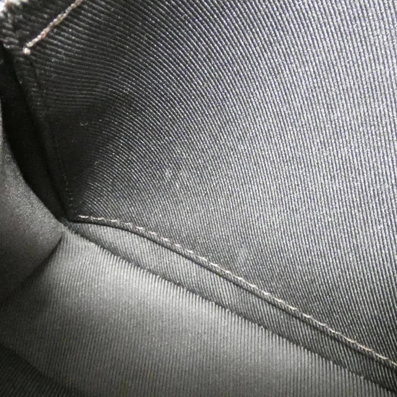 Louis_Vuitton_Monogram_Stripe_LV_Squared_Trio_Messenger_M45965_Shoulder_Bag_7