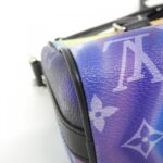 Louis_Vuitton_Monogram_Sunset_Key_Cles_XS_M80953_Boston_Bag_3