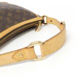 Louis_Vuitton_Monogram_Touram_PM_M40076_Shoulder_Bag_8