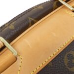 Louis_Vuitton_Monogram_Trouville_M42228_Bag_6