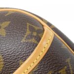 Louis_Vuitton_Monogram_Trouville_M42228_Bag_7