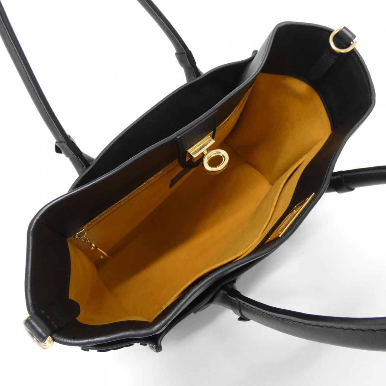 Louis_Vuitton_Monogram_Tuffetage_On_My_Side_MM_M53826_Bag_6