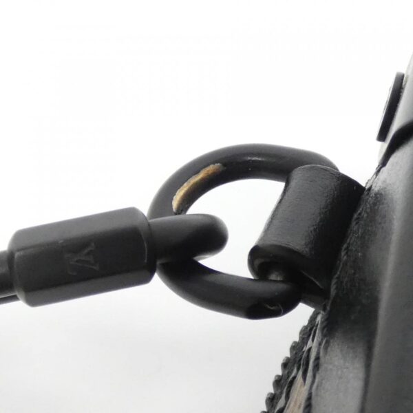 Louis_Vuitton_Monogram_Tuffetage_Vertical_Soft_Trunk_M45044_Shoulder_Bag_4