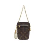 Louis_Vuitton_Monogram_Utility_Crossbody_M80746_Shoulder_Bag_1