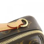 Louis_Vuitton_Monogram_Utility_Crossbody_Shoulder_Bag_M80446_4