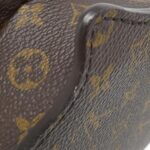 Louis_Vuitton_Monogram_Wallet_on_Chain_M11306_Shoulder_Bag_4