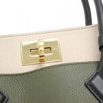 Louis_Vuitton_On_My_Side_MM_Bag_M55302_4