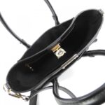 Louis_Vuitton_On_My_Side_PM_M21546_Bag_7