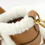 Louis_Vuitton_On_My_Side_PM_M58918_Bag_5