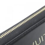 Louis_Vuitton_Pochette_Accessoires_M82459_Accessory_Pouch_3