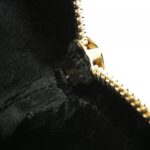 Louis_Vuitton_Suhali_Lockit_PM_M91888_Bag_9