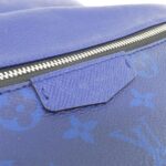 Louis_Vuitton_Taïga_Lama_Discovery_Backpack_M30229_Backpack_4