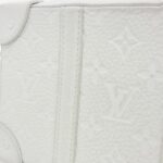 Louis_Vuitton_Taïga_Monogram_LV_Friends_Soft_Trunk_M80146_Shoulder_Bag_5