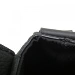 Louis_Vuitton_Taïga_Monogram_S-Cape_Messenger_M23741_Shoulder_Bag_10