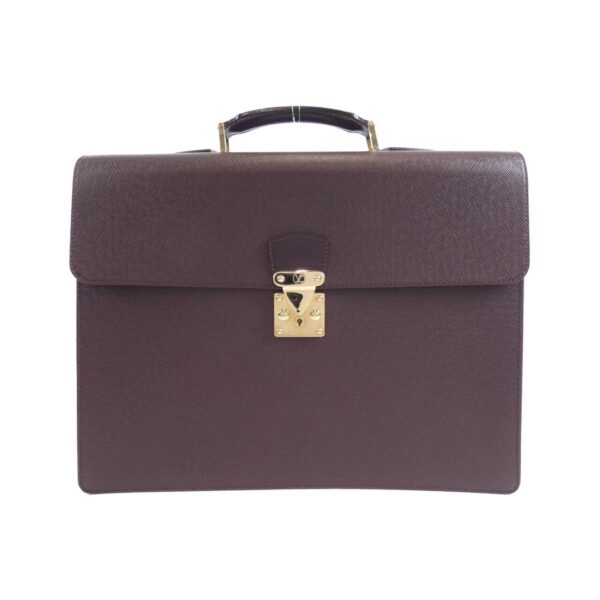 Louis_Vuitton_Taiga_Moscow_M30036_Bag_1