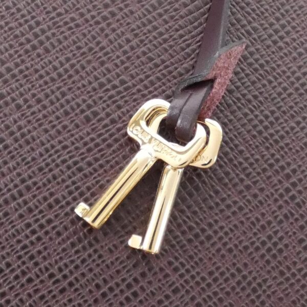 Louis_Vuitton_Taiga_Moscow_M30036_Bag_4