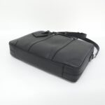 Louis_Vuitton_Taiga_Porte_Documents_Voyage_M30925_Bag_3