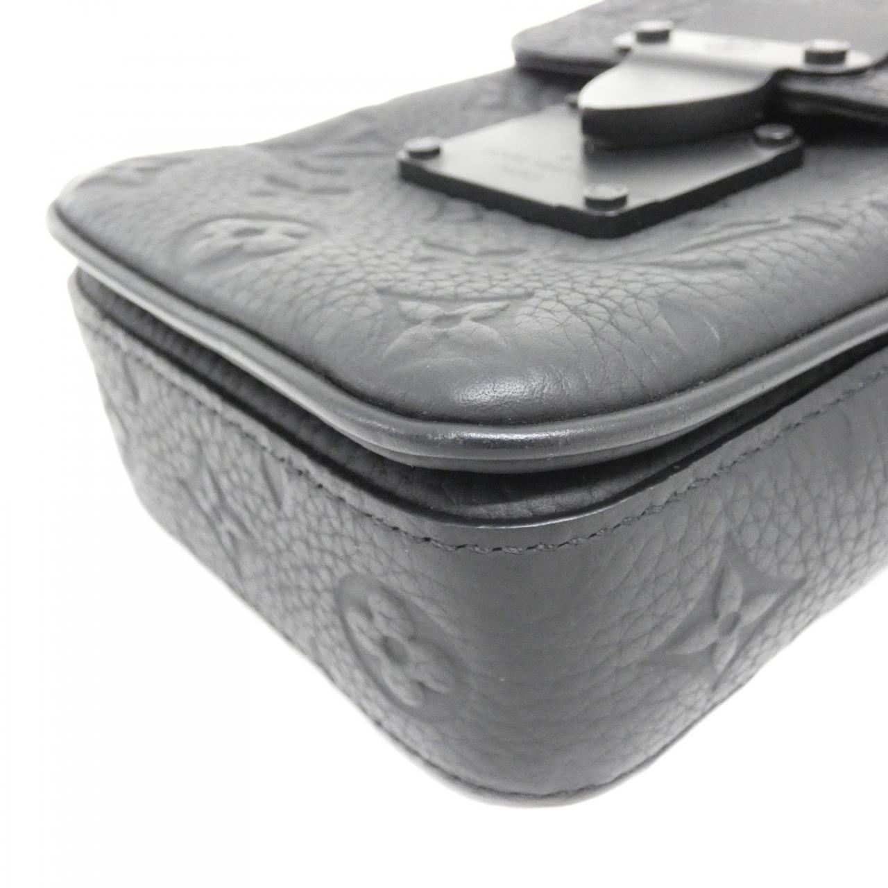 Louis_Vuitton_Triana_Monogram_S-Lock_Vertical_Wearable_Wallet_M81524_Shoulder_Bag_3