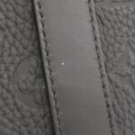 Louis_Vuitton_Trianon_Monogram_Sac_Plat_Bag_M21866_4