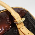 Louis_Vuitton_Vernis_Summit_Drive_M93516_Bag_5