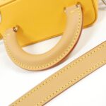 Louis_Vuitton_Vertical_Box_Trunk_M59666_Bag_5