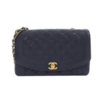 Vintage_Chanel_01165_Shoulder_Bag_1