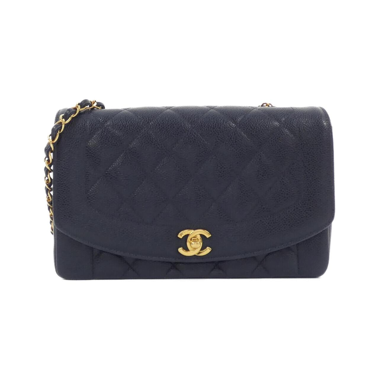 Vintage_Chanel_01165_Shoulder_Bag_1