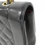 Vintage_Chanel_01165_Shoulder_Bag_6