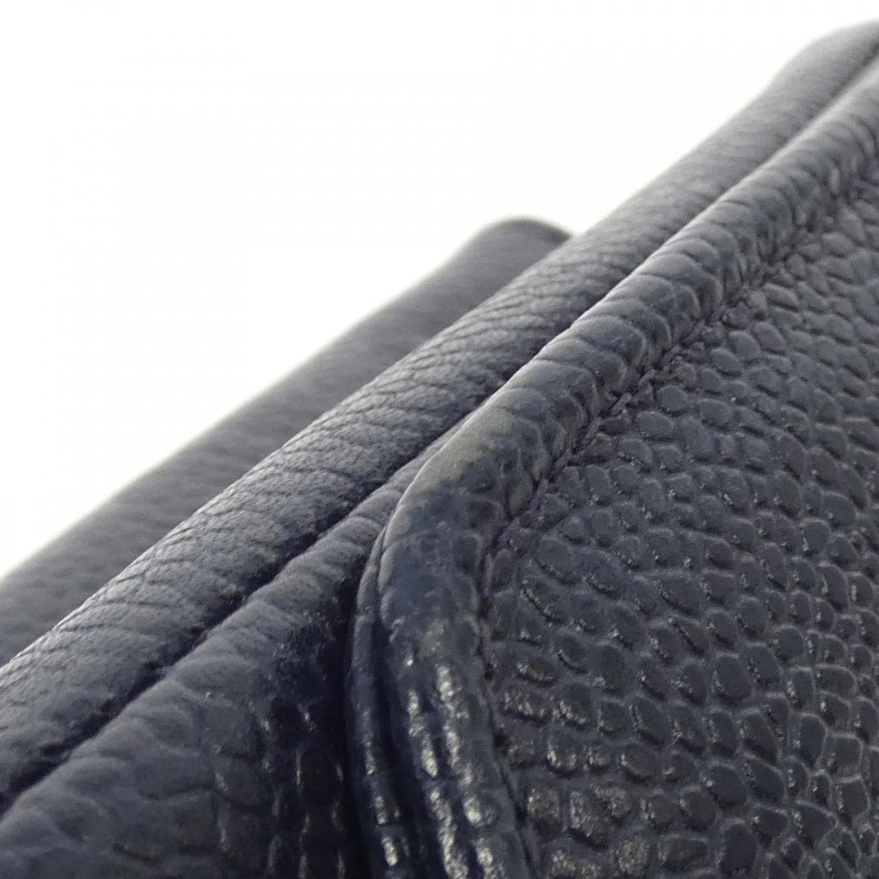 Vintage_Chanel_01165_Shoulder_Bag_7