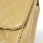 Vintage_Chanel_05290_Shoulder_Bag_5