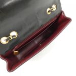 Vintage_Chanel_05290_Shoulder_Bag_9