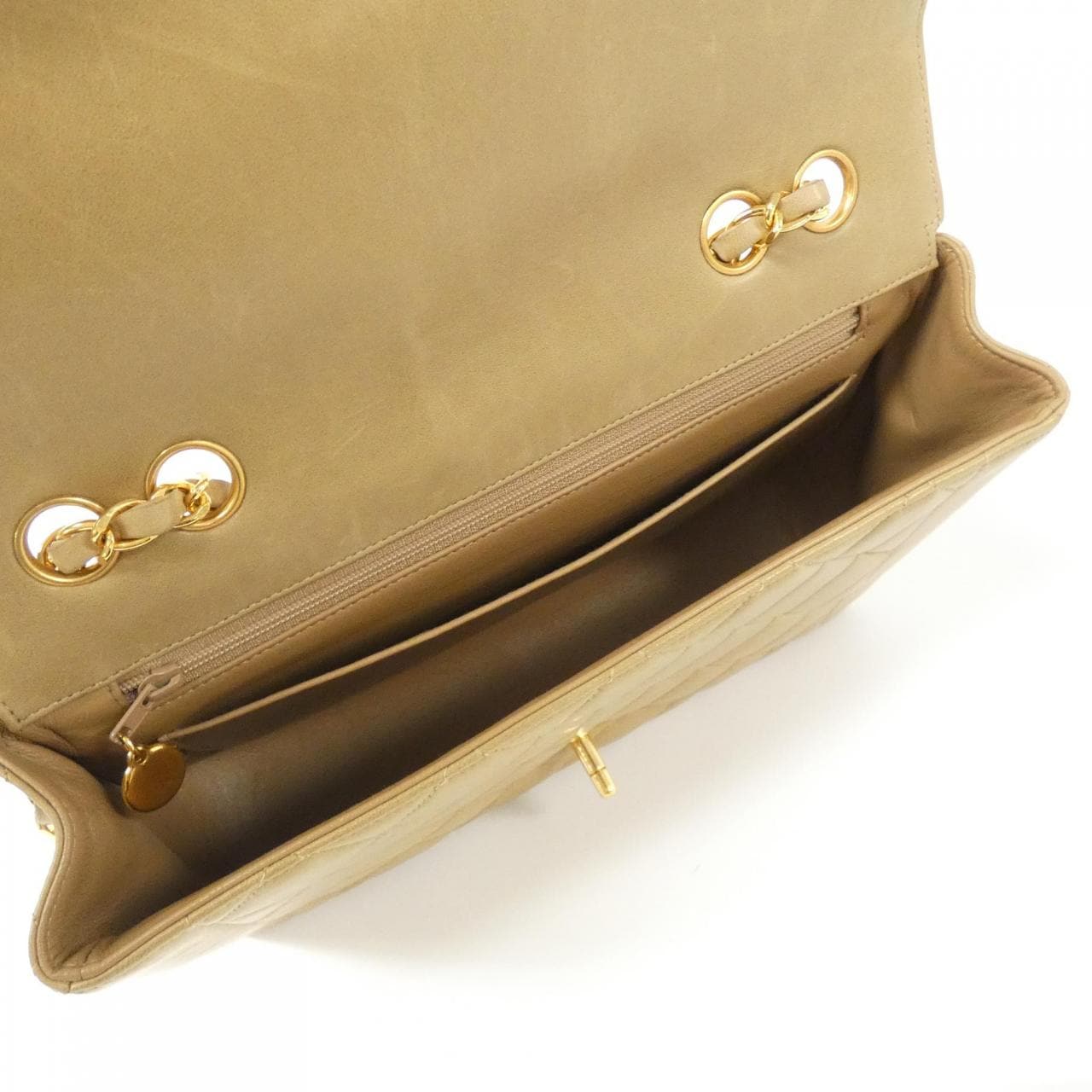 Vintage_Chanel_05290_Shoulder_Bag_9