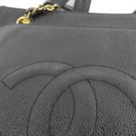 Vintage_Chanel_08036_Shoulder_Bag_6