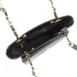 Vintage_Chanel_08036_Shoulder_Bag_9