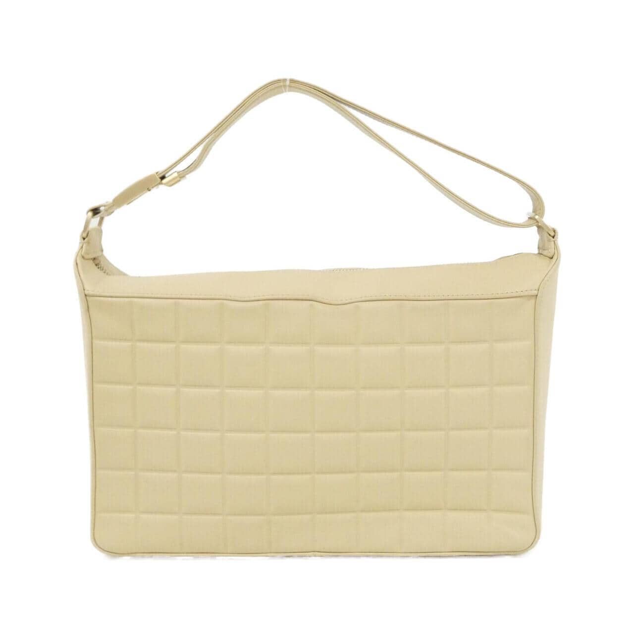 [Vintage]_Chanel_Chocolate_Bar_Line_17365_Shoulder_Bag_2