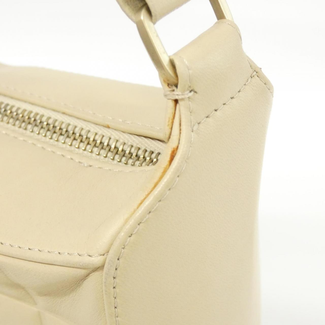 [Vintage]_Chanel_Chocolate_Bar_Line_17365_Shoulder_Bag_7