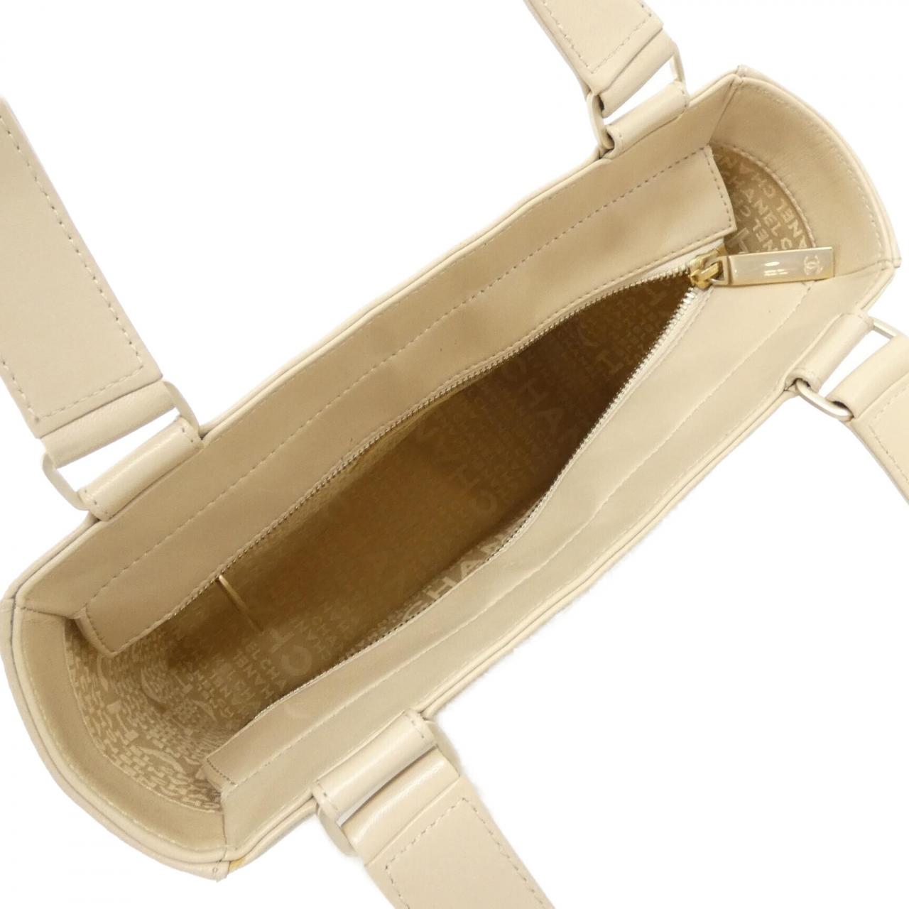 [Vintage]_Chanel_Chocolate_Bar_Line_17809_Shoulder_Bag_8