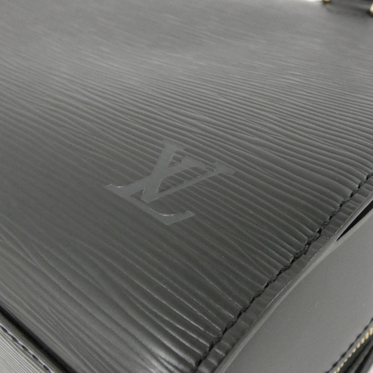 [Vintage]_Louis_Vuitton_Epi_Ponneuf_M52052_Bag_4