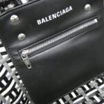 Balenciaga_Bistro_XS_671342_2IE6Y_Bag_6