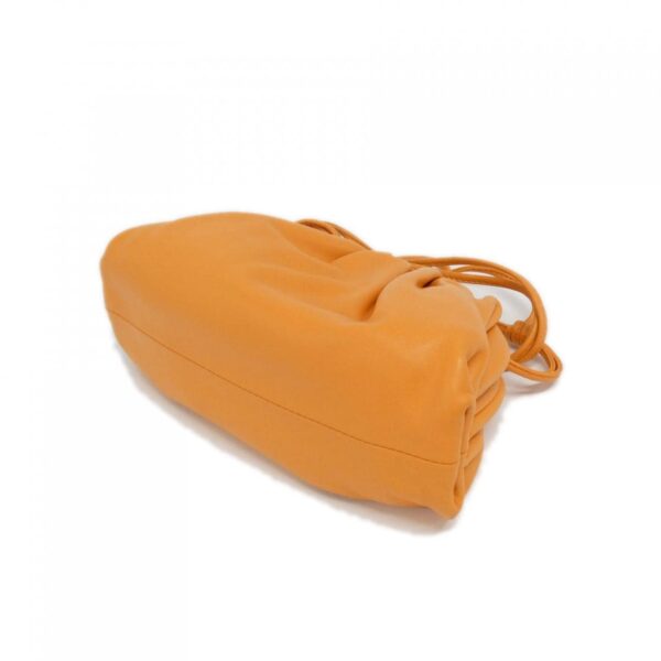 Bottega_Veneta_585852_VCP40_Shoulder_Bag_2