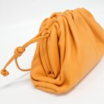 Bottega_Veneta_585852_VCP40_Shoulder_Bag_3