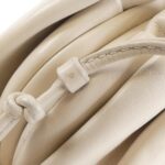 Bottega_Veneta_585852_VCP40_Shoulder_Bag_8