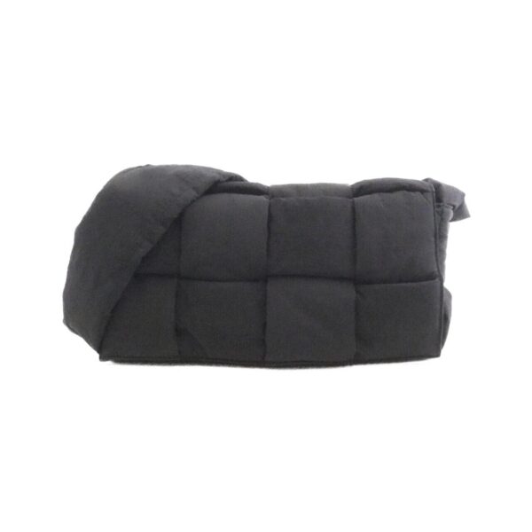 Bottega_Veneta_628951_VBO81_Shoulder_Bag_1