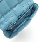 Bottega_Veneta_631421_VBWZ0_Shoulder_Bag_7