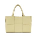 Bottega_Veneta_652867_VCP11_Bag_1